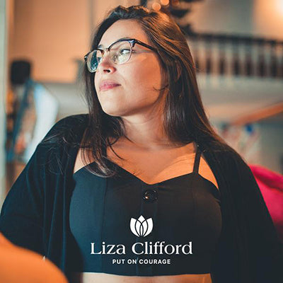 Combating the Dreaded Side Breast – Liza Clifford Professional Bra Fitting  Studio