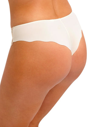 Magdalena Thong in Ivory