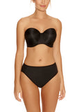 Smoothing Moulded Strapless Bra in Black