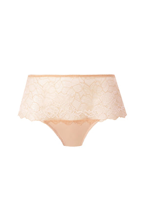 Lace Perfection Short in Cafe Creme