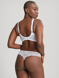 Ana Thong in White