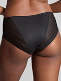 Serene Brief in Noir