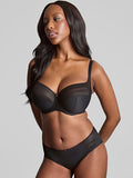 Serene Brief in Noir