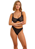 Serenne Thong in Black